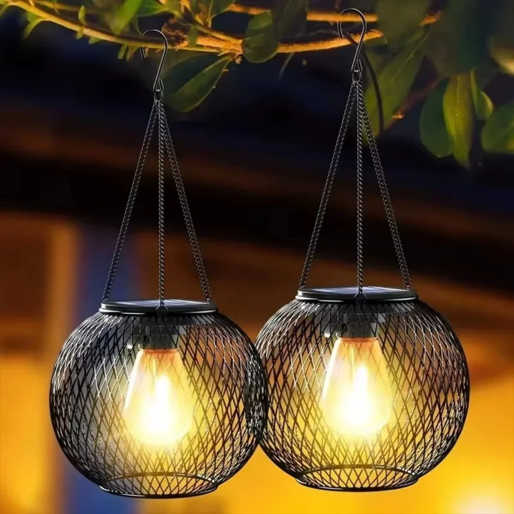 Smart Garden Ornaments - فانوس شمسي كروي الشكل من الحديد